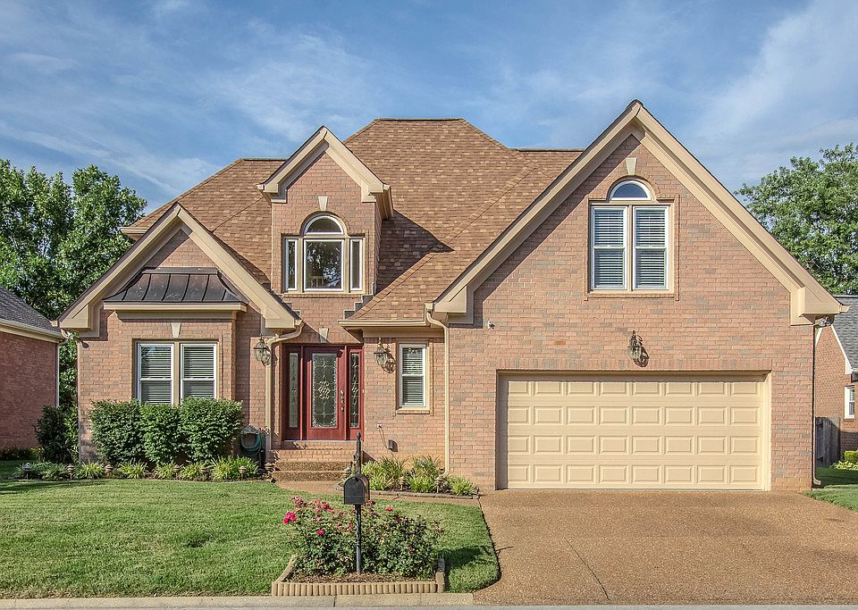 1st image of 287 Rivermont Cir