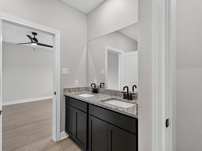 1309 Butler Ave — Photo 15