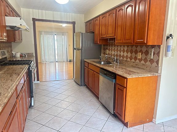 5th image of 1307 Merrywood Dr