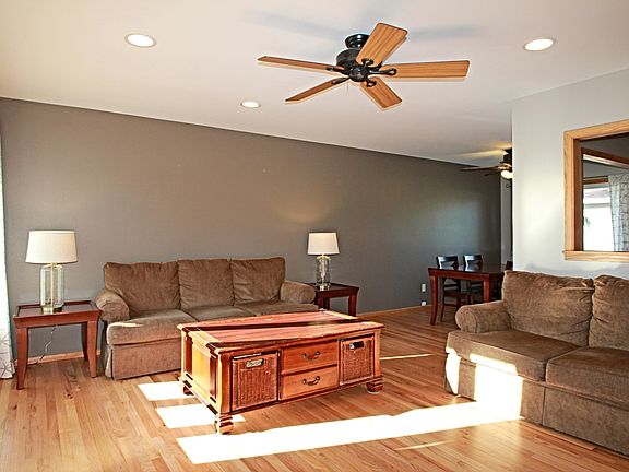2nd image of W233N6089 Lilac Dr