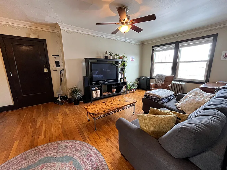 2517 Bryant Ave S #304 — Photo 1