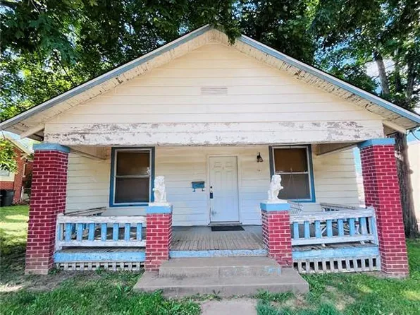 36 W Johnson St, Bonne Terre, MO 63628