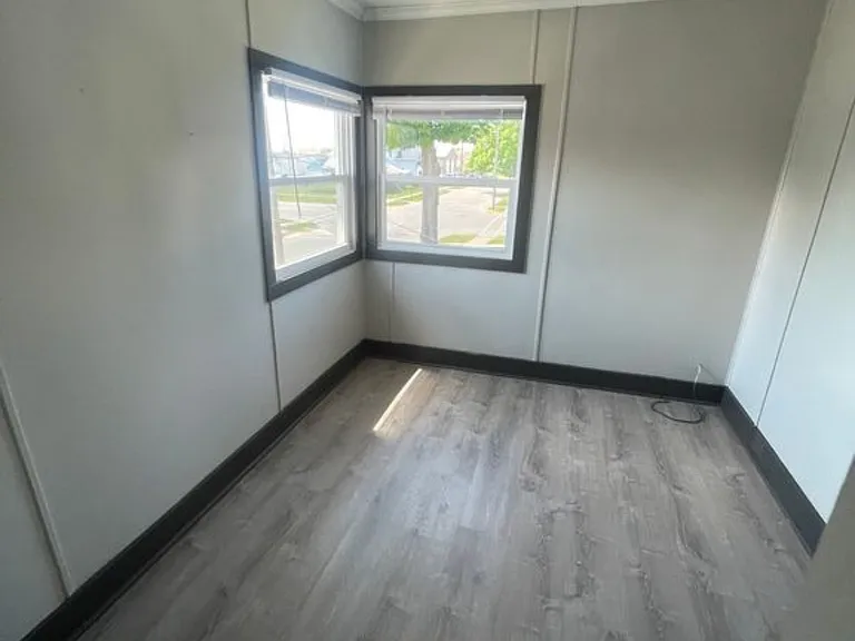 605 Linwood Ave #4 — Photo 8