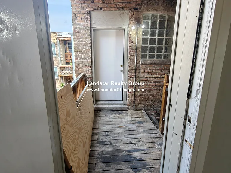 6300 N Oakley Ave #3 — Photo 15