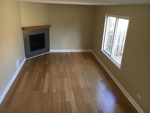 3rd image of 4 Penny Royal Pl