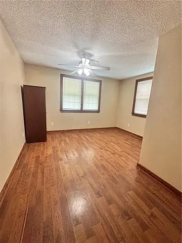 1336 Egania St — Photo 10