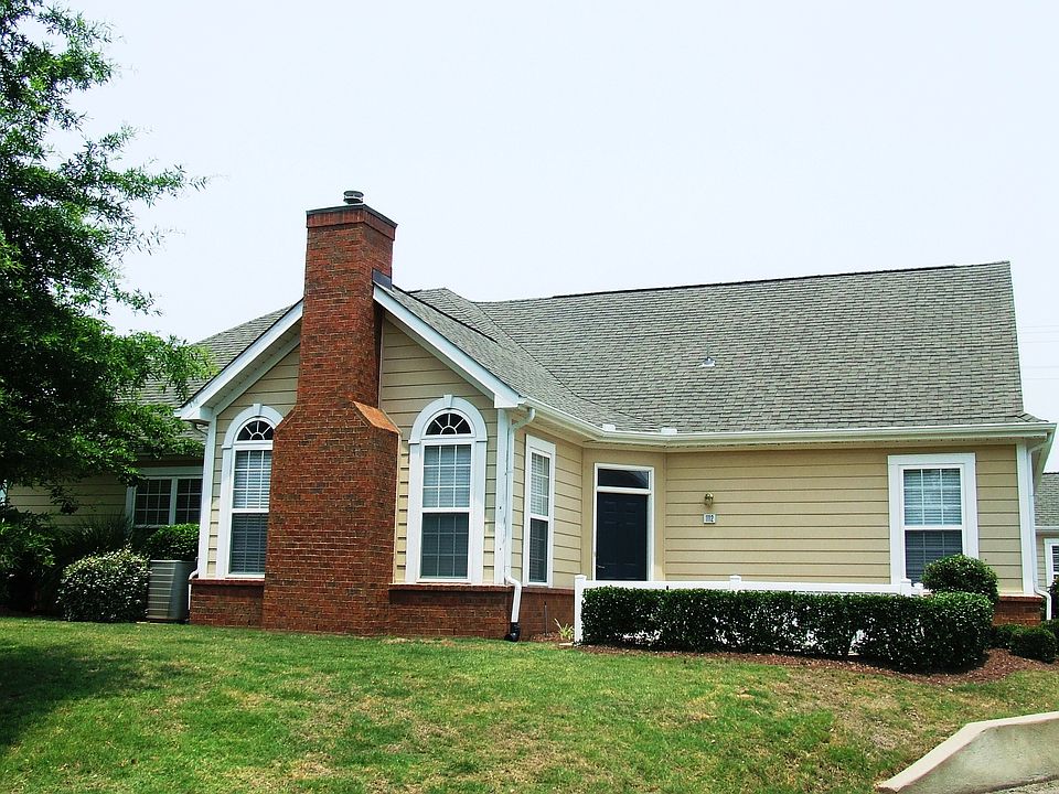 1st image of 1112 Oak Heights Ln