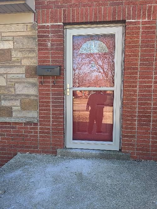 1st image of 24071 Morton St