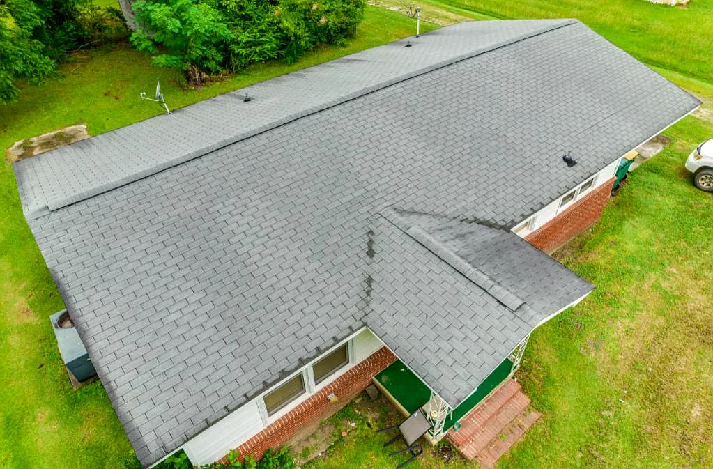 417 Baldwin Cir — Photo 1