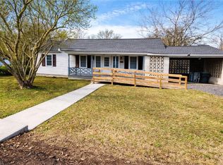 1141 W Fieldcrest Rd, Eden, NC 27288