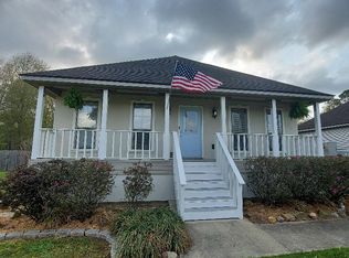 817 Melville St, Denham Springs, LA 70726