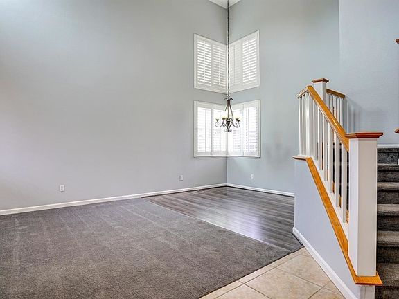 5th image of 8912 Heritage Dr