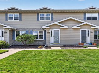 913 N Clover Ln #C, Cottage Grove, WI 53527