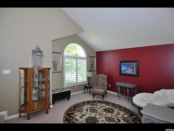 3rd image of 8162 S Summit Valley Dr