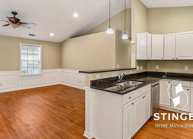 1822 Drayton Dr — Photo 10