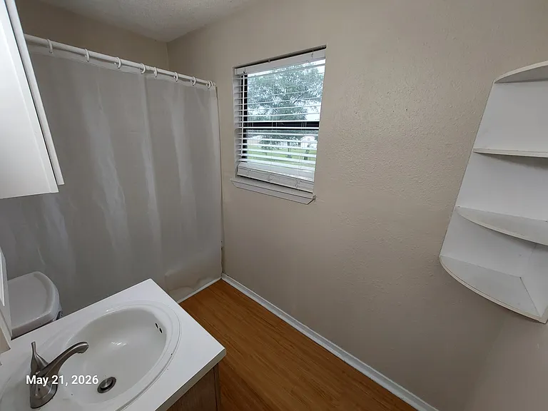 500 N Beaumont St — Photo 12