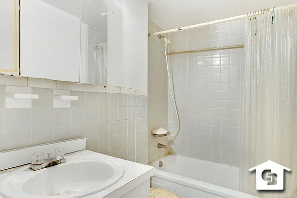 Sold by Coldwell Banker Reliable Real Estate | media 16