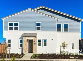 8201 Perla Way, Sacramento, CA 95832