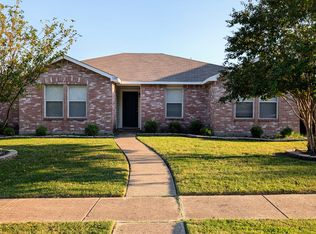 1303 Coral Reef Ln, Wylie, TX 75098