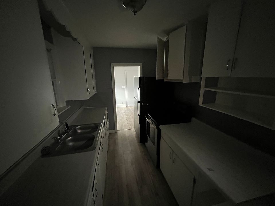 1st image of 1761 Oglesby Pl #A