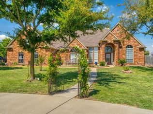 3921 Joe Wilson Rd, Midlothian, TX 76065