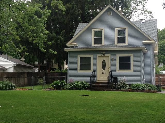 1st image of 541 17th Ave N