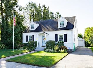 57 Willard St, Hamden, CT 06518