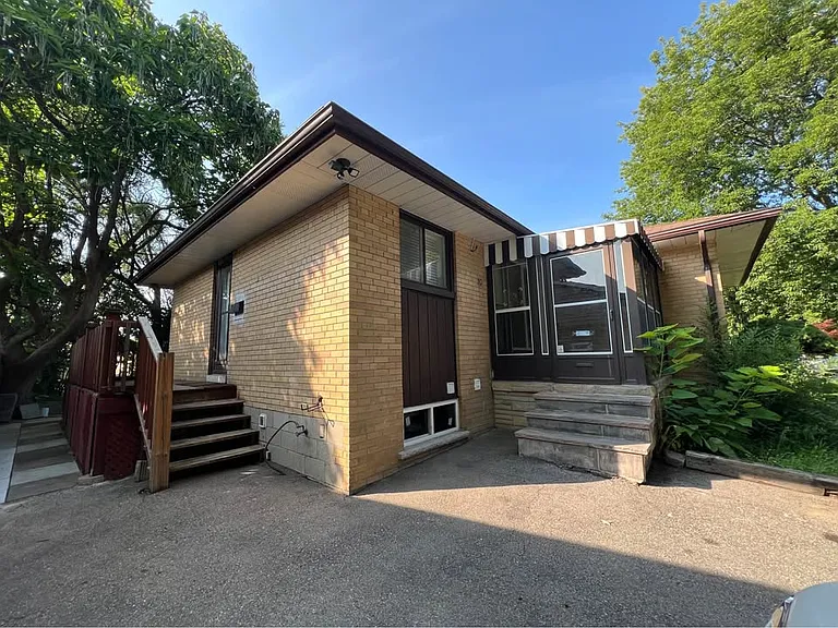 10 Burgby Ave — Photo 10