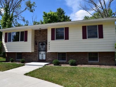 2025 Cambridge St, Twinsburg, OH, 44087