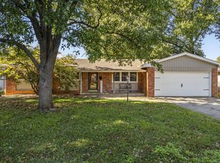 2405 S Rogers Ave, Springfield, MO 65804