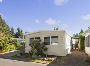 11698 SW Royal Villa Dr, Portland, OR 97224