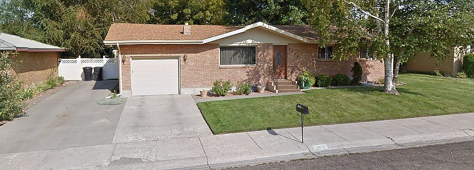2819 Berkeley Ave