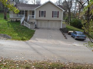 617 NE 37th St, Kansas City, MO 64116