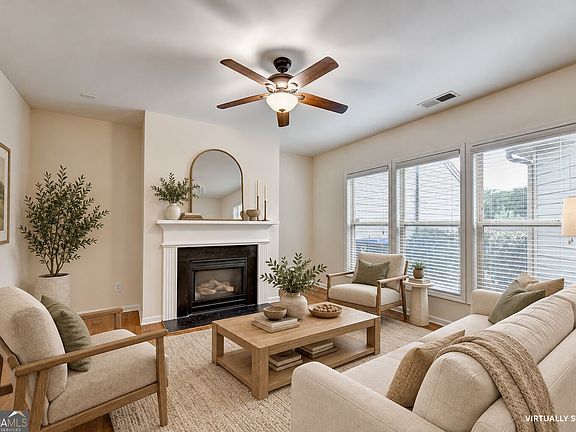 5th image of 1285 Woodmore Way
