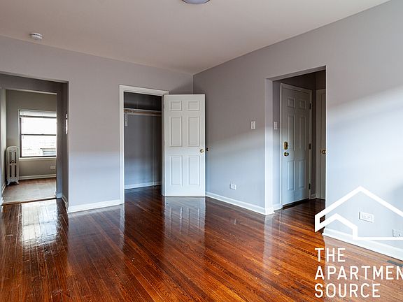 2nd image of 5744 N Winthrop Ave #3