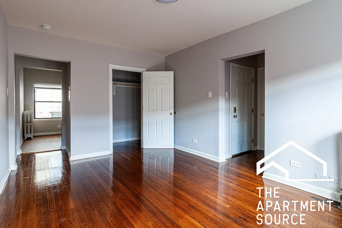 Building Photo - 5744 N Winthrop Ave #3