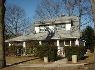 413 1st Ave, Pelham, NY 10803