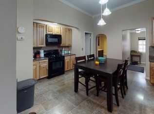 908 1st Ave NE, Watertown, SD 57201