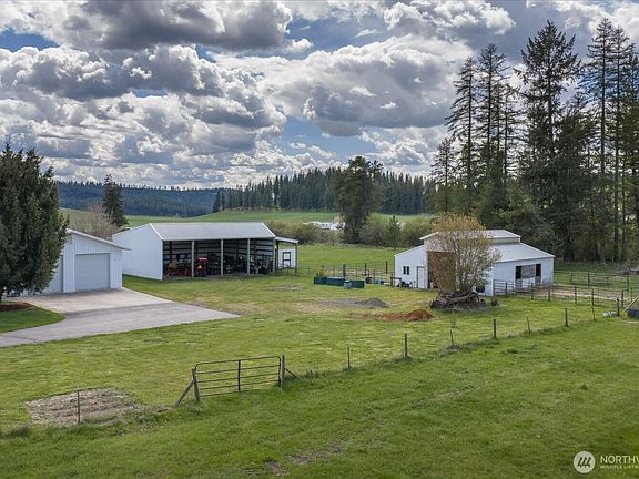 4th image of 17303 N Mt. Spokane Park Dr