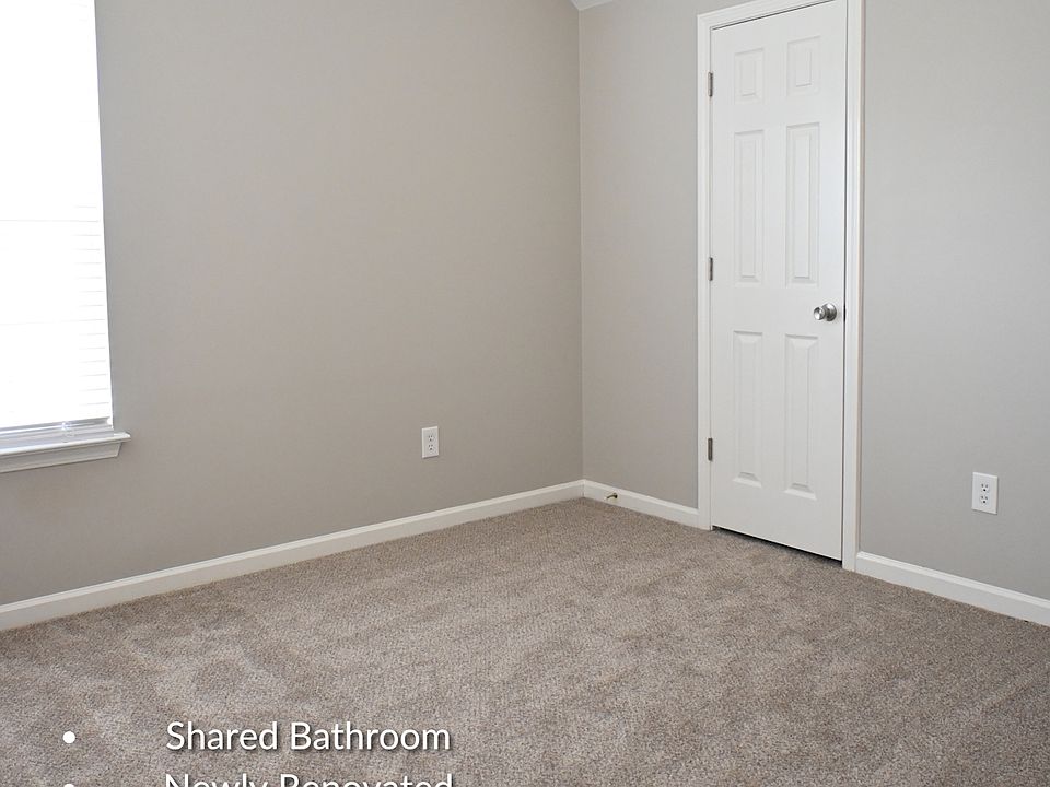 Bedroom + Amenities
