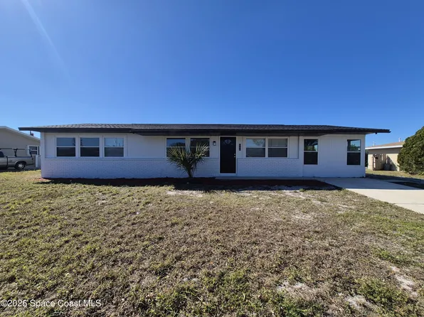 980 Bacon Cir NE, Palm Bay, FL 32905