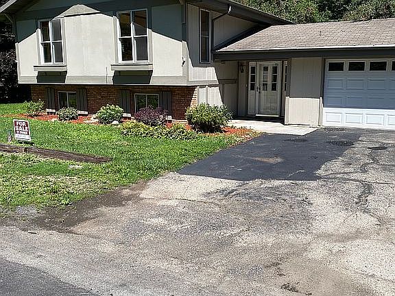 3rd image of W5440 Elkhorn Dr