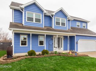 1130 Leo Singer Ln, Beach Park, IL