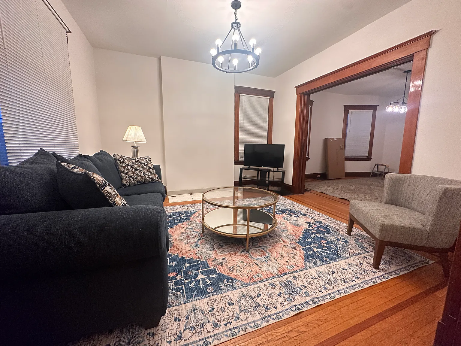 3 bed, 1308 sqft, $2,050 — Photo 2