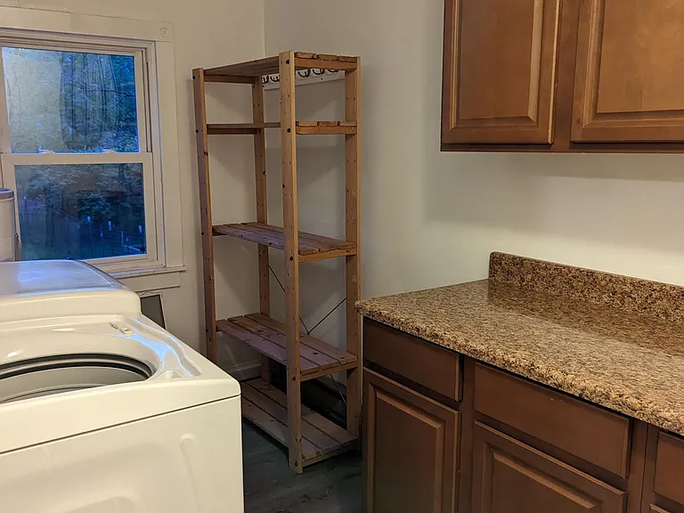 322 Main St — Photo 9