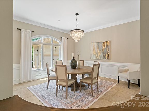 5th image of 14515 Nolen Ln