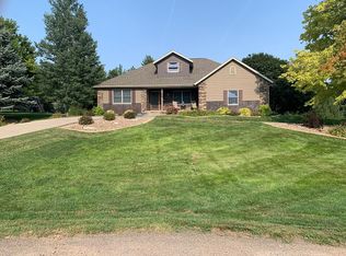 1 Red Fox Ln, Kearney, NE 68845