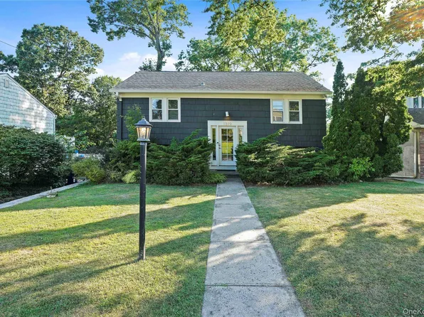 1319 Raleigh Road, Mamaroneck, NY 10543