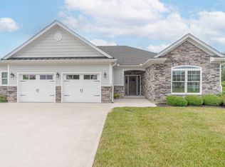 1306 Paul Revere Way, Troy, OH 45373