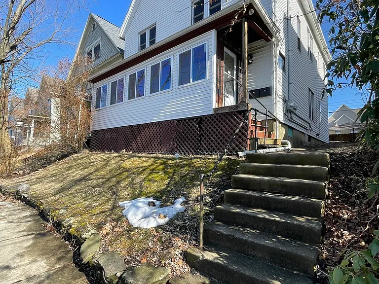 1028 N Webster Ave #1 — Photo 41